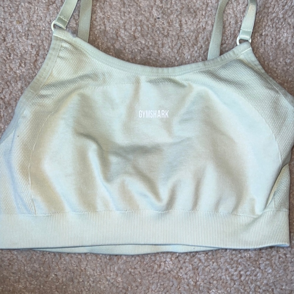 Small Gymshark sports bra